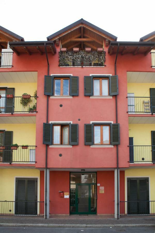 Apartamento June 13Th Comfort Studio Omegna Exterior foto